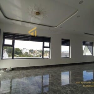 Villa mới view đẹp 236m2 Trịnh Hoài Đức p11...