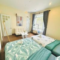 NHÀ CHẤT ĐÀ LẠT TRUNG TÂM NHIỀU THÔNG XANH, ĐƯỜNG ĐẸP, NHÀ ĐẸP, VỊ TRÍ ĐẸP GÓC HAI MẶT TIỀN HOÀN CÔNG