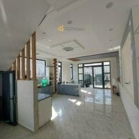 NHÀ HAI MẶT TIỀN ĐƯỜNG NHƯẠ SÂN Ô TÔ ĐẦY ĐỦ TIỆN ÍCH P7