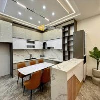 Nhà mặt tiền Cổ Loa đẹp lung linh giảm giá chỉ còn 10,3 tỷ