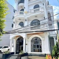 KHÁCH SẠN ĐẸP ĐÃ HOÀN CÔNG MỚI NẰM HẺM Ô TÔ LỚN KHU SỊN ĐƯỜNG PHÙ ĐỔNG THIÊN VƯƠNG PHƯỜNG 8 ĐÀ LẠT