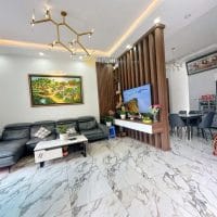 CẦN BÁN GẤP HOMSTAY XINH XINH Ô TÔ TRONG SÂN ĐƯỜNG TRỊNH HOÀI ĐỨC ĐÀ LẠT