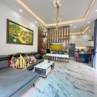 CẦN BÁN GẤP HOMSTAY XINH XINH Ô TÔ TRONG SÂN ĐƯỜNG TRỊNH HOÀI ĐỨC ĐÀ LẠT