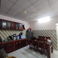 Lô đất 157m2 sẵn 2 căn nhà cấp 4 ở 2 hộ gia đình xinh xắn ô tô tận sân ngay trung tâm phố đường An Dương Vương Đà Lạt