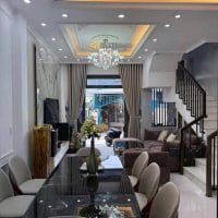 NHÀ ĐẸP MỚI XÂY ĐƯỜNG NHỰA Ô TÔ THÔNG – P.XUÂN HƯƠNG, ĐÀ LẠT