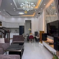NHÀ ĐẸP MỚI XÂY ĐƯỜNG NHỰA Ô TÔ THÔNG – P.XUÂN HƯƠNG, ĐÀ LẠT