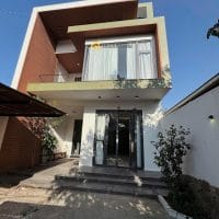 BÁN VILLA 3 TẦNG – NGAY TRUNG TÂM – MẶT TIỀN ĐƯỜNG THI SÁCH, P.6