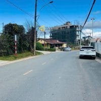 RẺ CĂN VILLA 2 MẶT TIỀN GẦN TRƯỜNG ĐẠI HỌC ĐƯỜNG VẠN HẠNH PHƯỜNG 8 ĐÀ LẠT